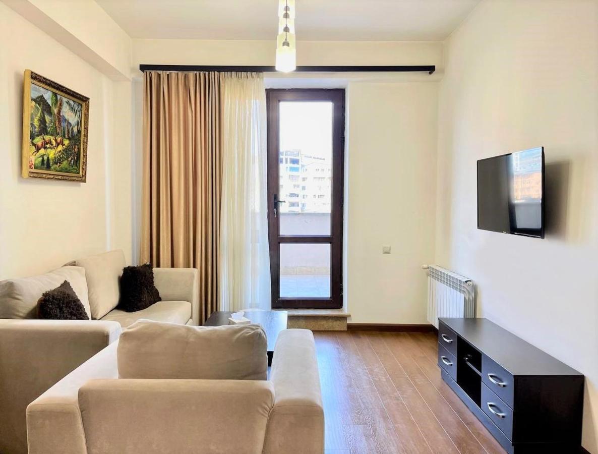 Yerevan House Luxury Apartment 5 Zewnętrze zdjęcie